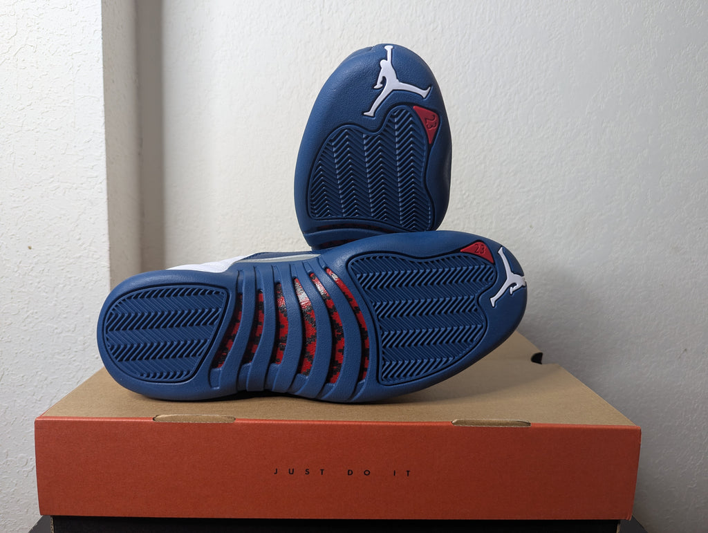 AIR JORDAN 12 RETRO