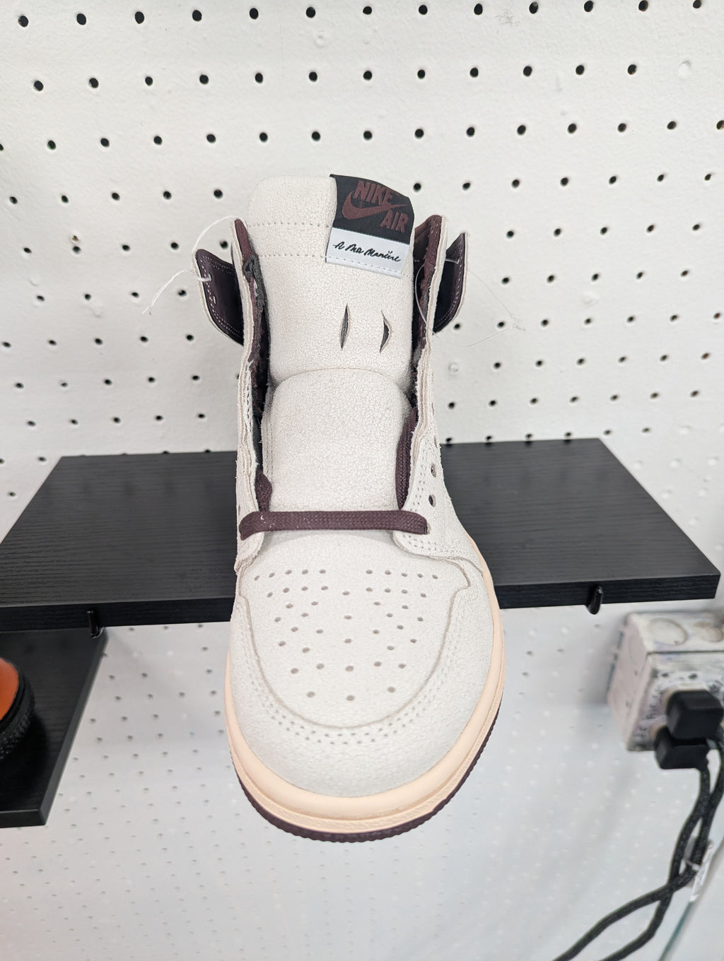 Air Jordan 1 retro high OG- A Ma Maniere